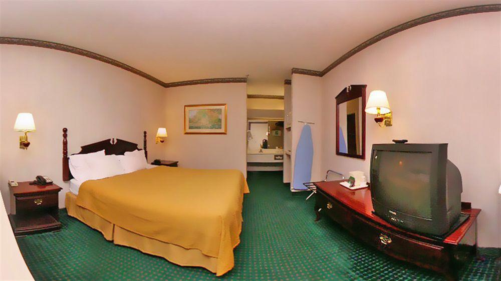 Econo Lodge Canton I-55 Zewnętrze zdjęcie